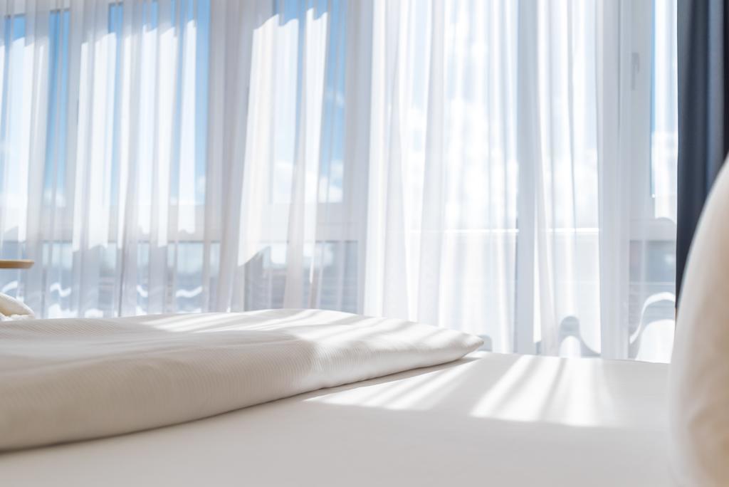 Strand-Hotel Huebner Росток Экстерьер фото